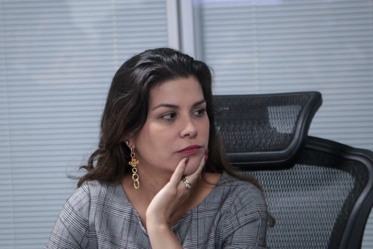 Governadora Raquel Lyra anuncia saída da secretária de Defesa Social