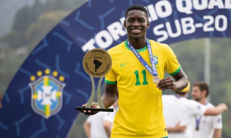 Investigação sobre apostas no futebol também envolve ex-Fluminense Luiz Henrique
