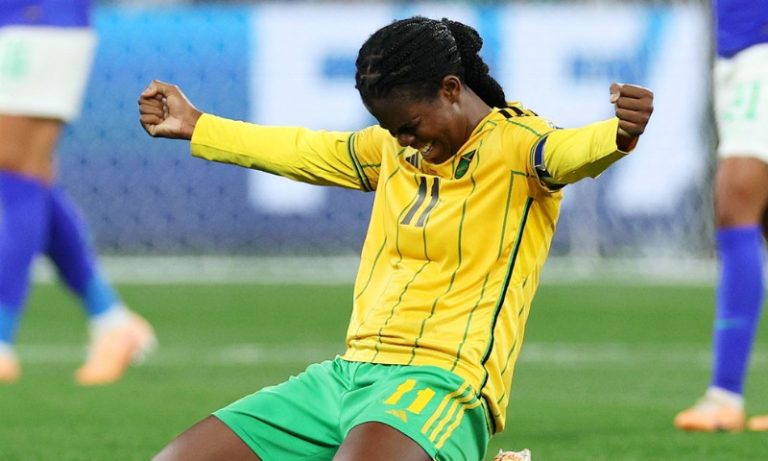 Jamaica avança na Copa em meio à crise com federação e vaquinha online