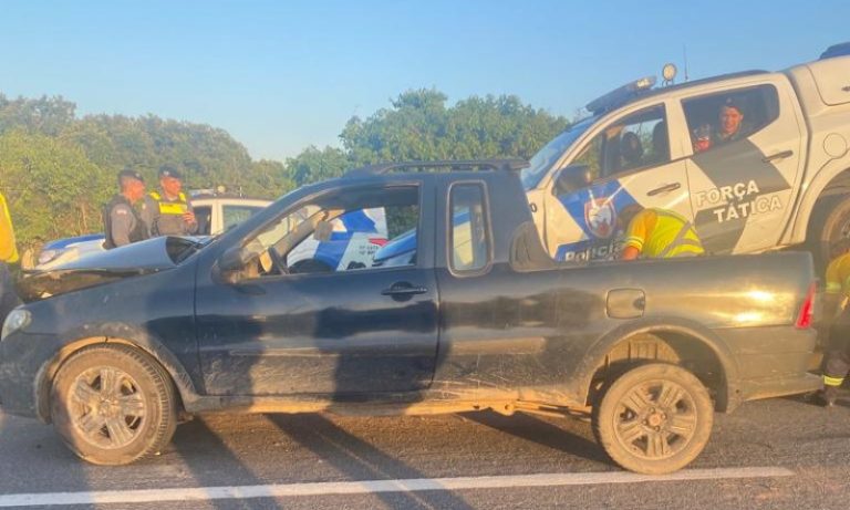 Ladrão rouba carro em Guarapari, é perseguido na Rodovia do Sol e sofre acidente