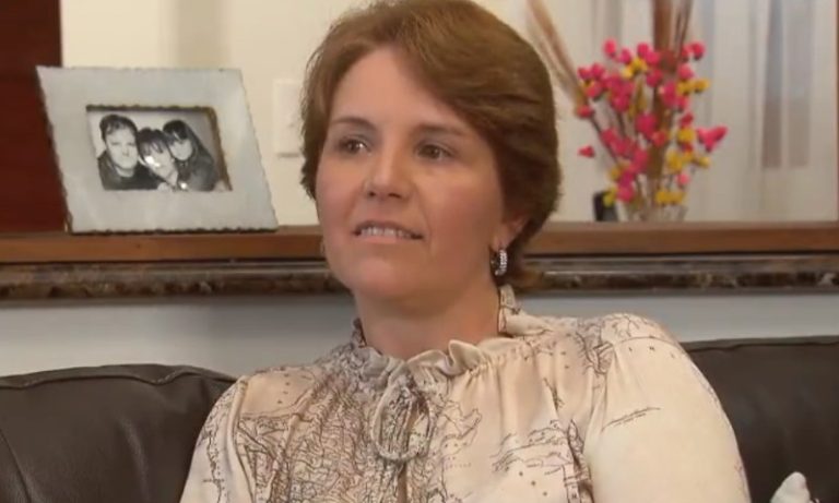 Larissa Manoela: mãe culpa noivo por ruptura familiar e nega divisão de 2%