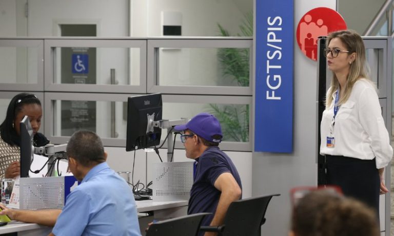 Mais de R$ 25 bilhões do PIS/Pasep: trabalhador pode sacar até este sábado