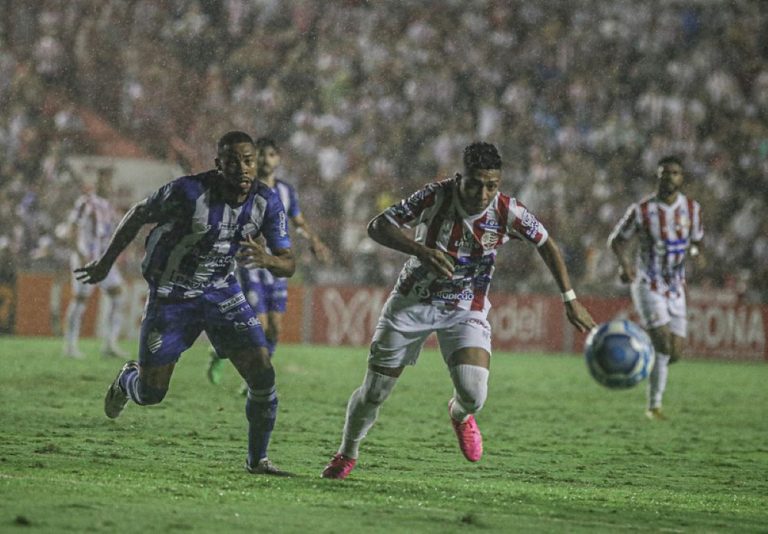 Náutico fica no empate em 0 a 0 com o CSA