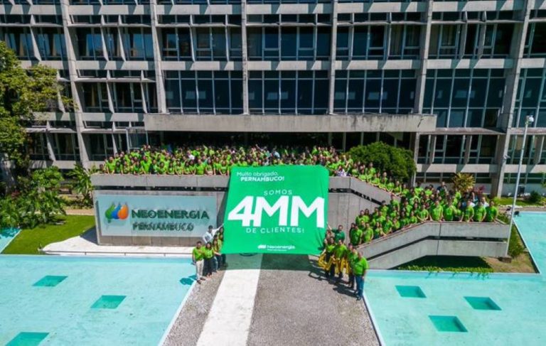 Neoenergia alcança mais de 4 milhões de clientes em Pernambuco