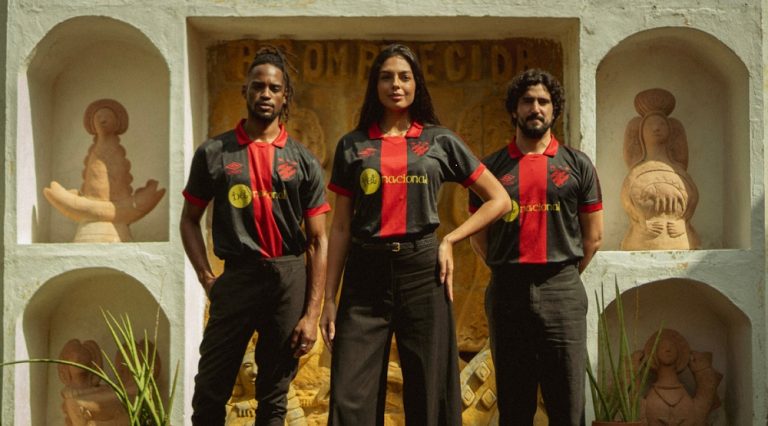 Novo uniforme do Sport Club do Recife homenageia Ariano Suassuna