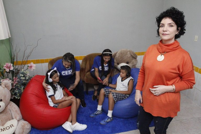 Pais enviam mensagens e deixam filhos emocionados