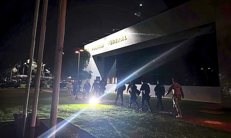 Polícias investigam desvio de mercadorias apreendidas no Paraná