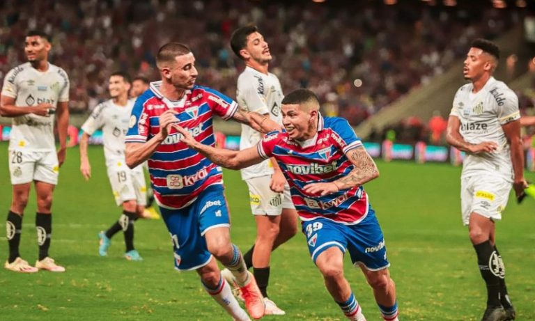 Santos sofre quatro gols no segundo tempo e é goleado pelo Fortaleza