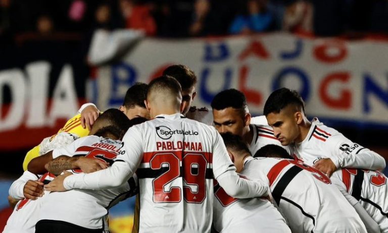 São Paulo perde fora de casa e fica pressionado nas oitavas da Sul-Americana