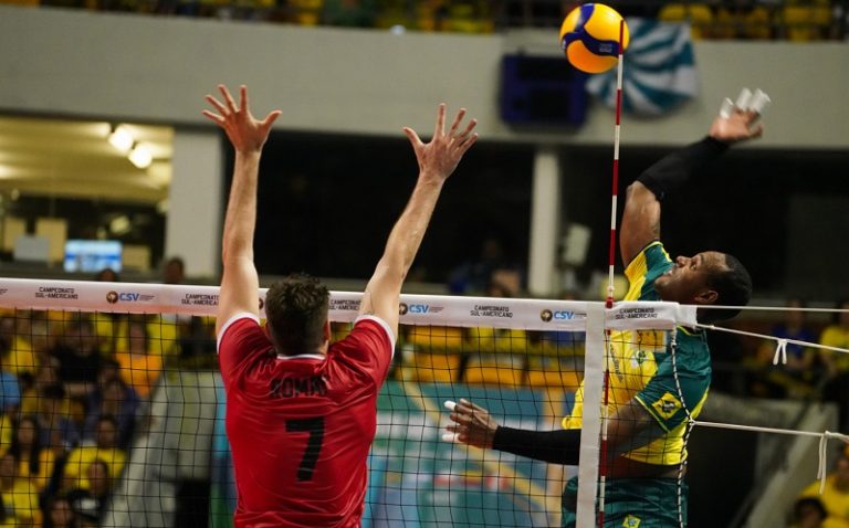 Sem dificuldades, Brasil derrota o Peru por 3 sets a zero