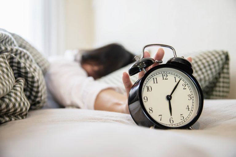 Um terço dos brasileiros relata ansiedade e problemas com sono, diz Datafolha