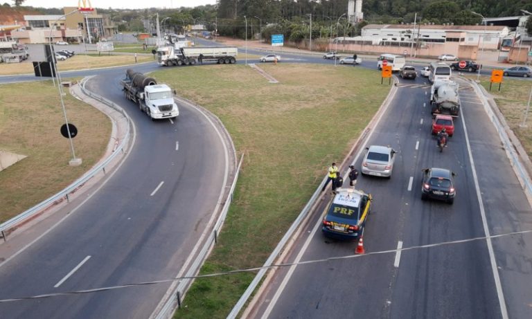 Uma multa por minuto durante blitz em Guarapari