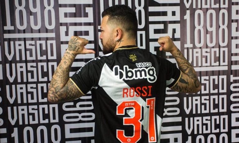 Vasco anuncia o retorno do atacante Rossi até o fim do Brasileirão