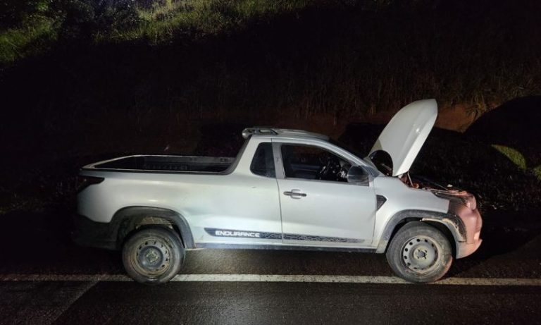 Veículo que fugiu e causou acidente com a PRF é encontrado em Guarapari