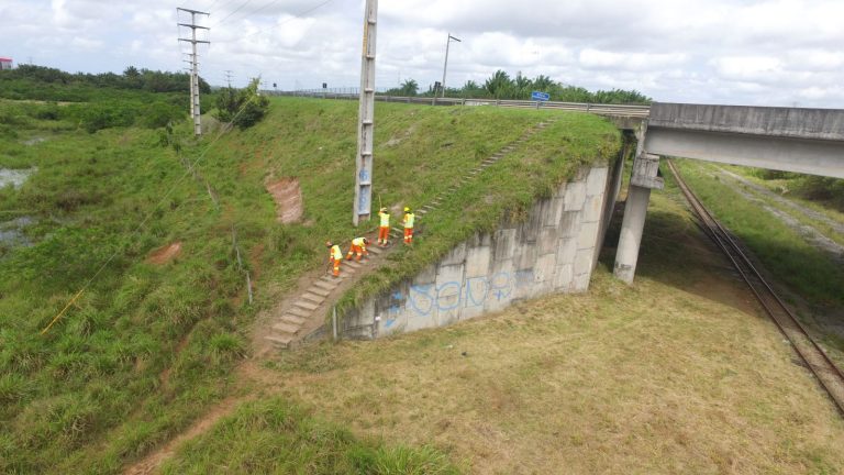 Via pedagiada para Porto de Galinhas passa por obras de manutenção