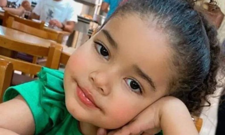 28 agentes da PRF estiveram no hospital após menina ser baleada, diz tia da vítima