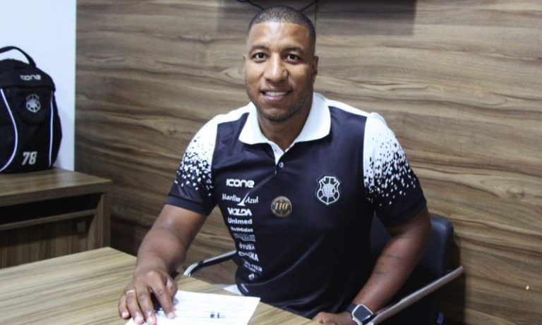 Após título inédito com o Serra, Rodrigo César é anunciado pelo Rio Branco