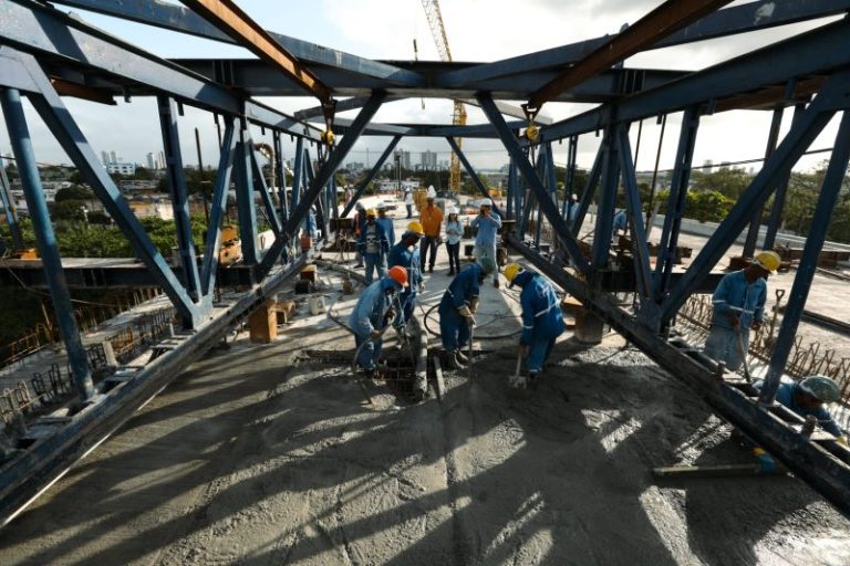 Avançam obras da ponte Engenheiro Jaime Gusmão