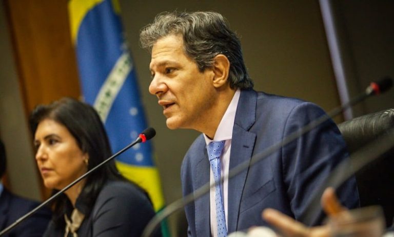 Casa do ministro Fernando Haddad em SP é alvo de tentativa de invasão na madrugada