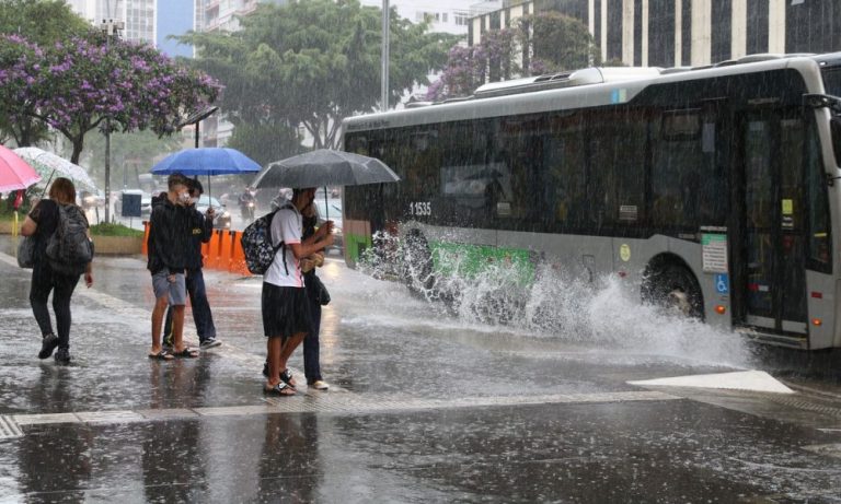 Ciclone pode atingir RS e ventos de 100 km/h devem afetar até São Paulo