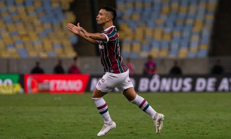 Com um gol de Leo Fernández, Fluminense derrota o Cruzeiro e entra no G-4