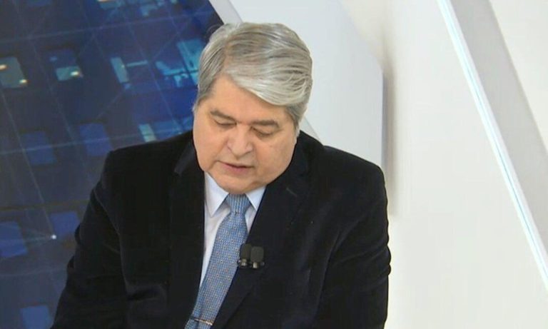Datena pede demissão de rádio e se afastará da TV para fazer cirurgias