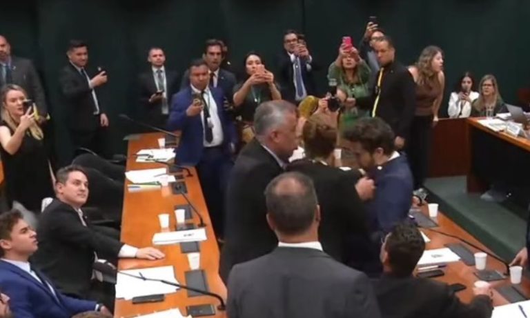 Deputado Evair de Melo se envolve em confusão na Câmara dos Deputados