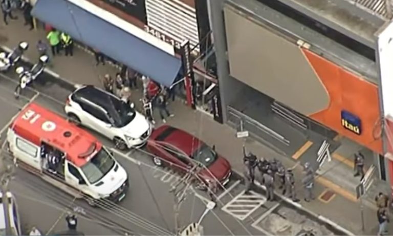 Duas pessoas morrem durante assalto a banco em São Paulo