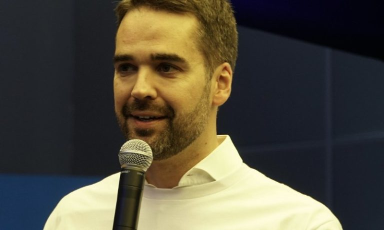 Eduardo Leite é afastado do comando do PSDB e sigla deve realizar novas eleições