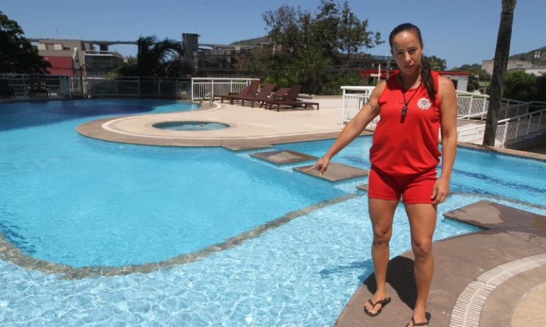 Especialista explica riscos de mergulhos em piscinas