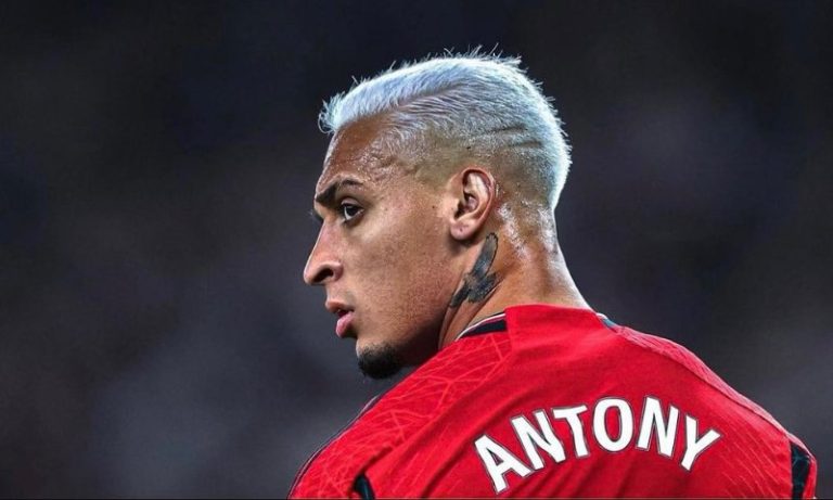 Ex de Antony diz que era agredida com socos e cabeçadas pelo jogador