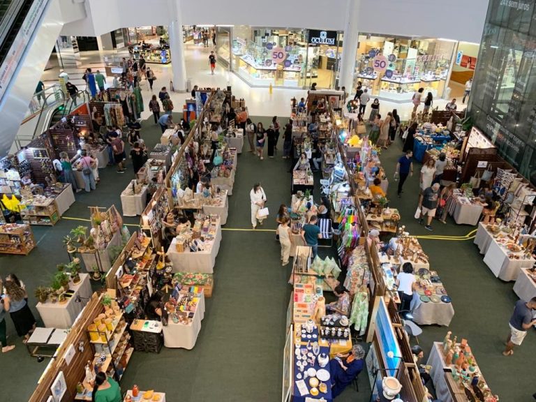 Feira em shopping traz peças do artesanato pernambucano