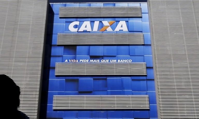 Funcionário da Caixa é preso por fraudar benefícios do Bolsa Família