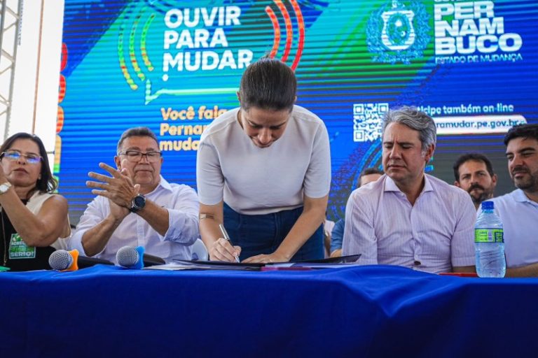 Governadora Raquel Lyra anuncia três obras de infraestrutura no Sertão do Moxotó