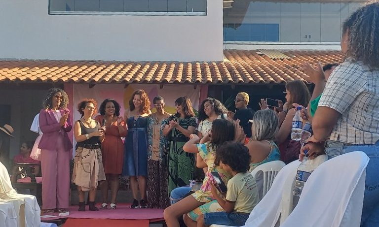 Mulheres treinadas para o mercado de trabalho
