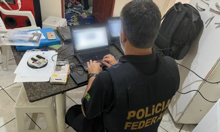 PF apreende celular de adolescente na Serra com conteúdo de violência sexual