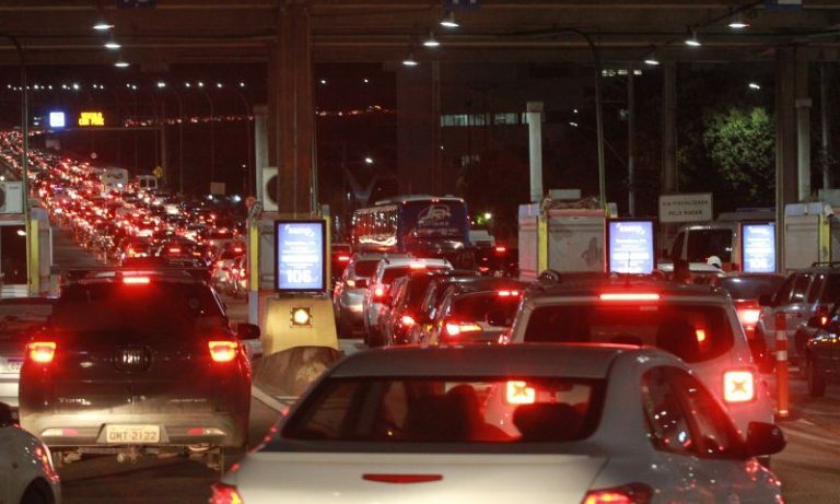 Pesquisa aponta que empregos estão sendo recusados por causa do trânsito