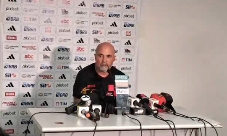 Sampaoli explica mudanças na escalação do Flamengo em derrota para o Athlético-PR