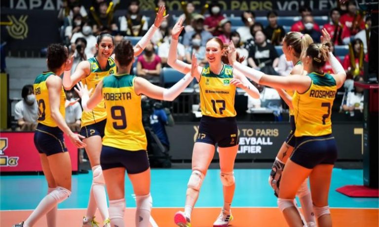 Seleção feminina de vôlei atropela Porto Rico no Pré-Olímpico após susto na terça