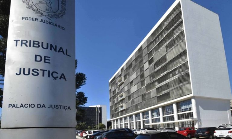 Suspeito de matar esposa PM e forjar suicídio dela tem prisão mantida
