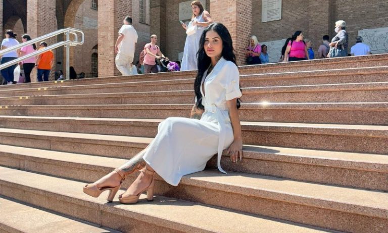 Tati Zaqui diz pensar em migrar para o gospel após denúncia de namoro abusivo
