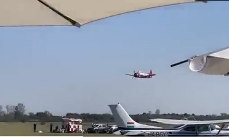 VÍDEO | Avião cai em show aéreo e deixa dois mortos na Hungria
