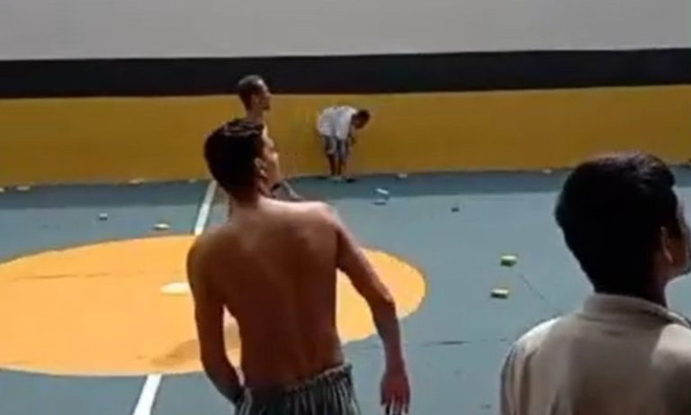 VÍDEO | Presos gravam ‘chuva de drogas’ em presídio de segurança máxima