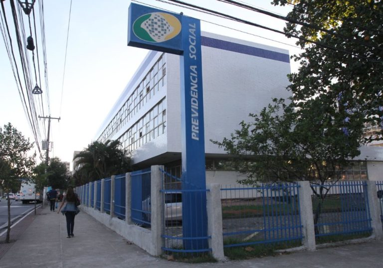 200 mil têm direito a pedir revisão para aumentar a aposentadoria