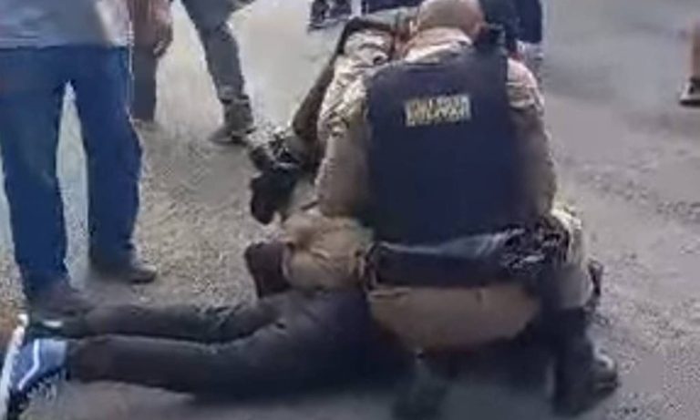 Adolescente morre esfaqueado em ataque a escola particular em MG