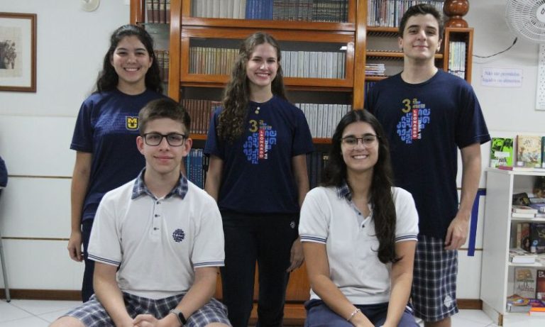 Alunos tiram dúvidas de Matemática em podcast de olho no Enem 2023