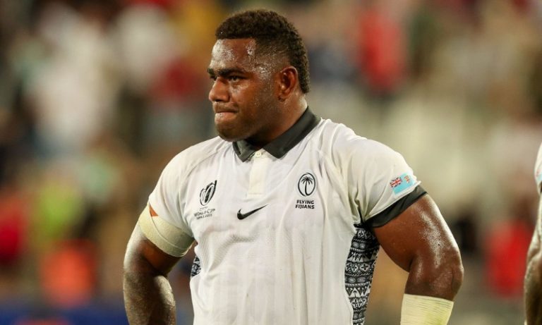 Astro do rúgbi não vai a funeral do filho para continuar na Copa do Mundo