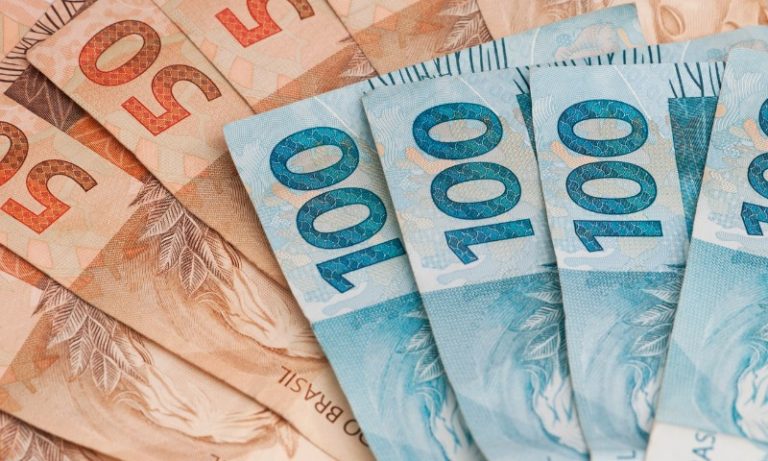 Brasileiros ainda não sacaram R$ 7,41 bi de valores a receber