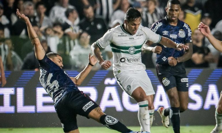 CBF admite erro de árbitro em pênalti para o Coritiba contra o Santos