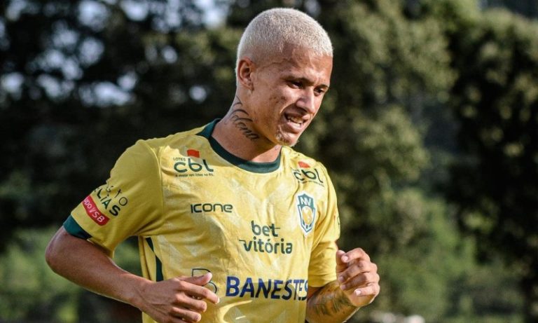 Campeão pelo Nova Venécia, Dodô quer título inédito com o Vitória